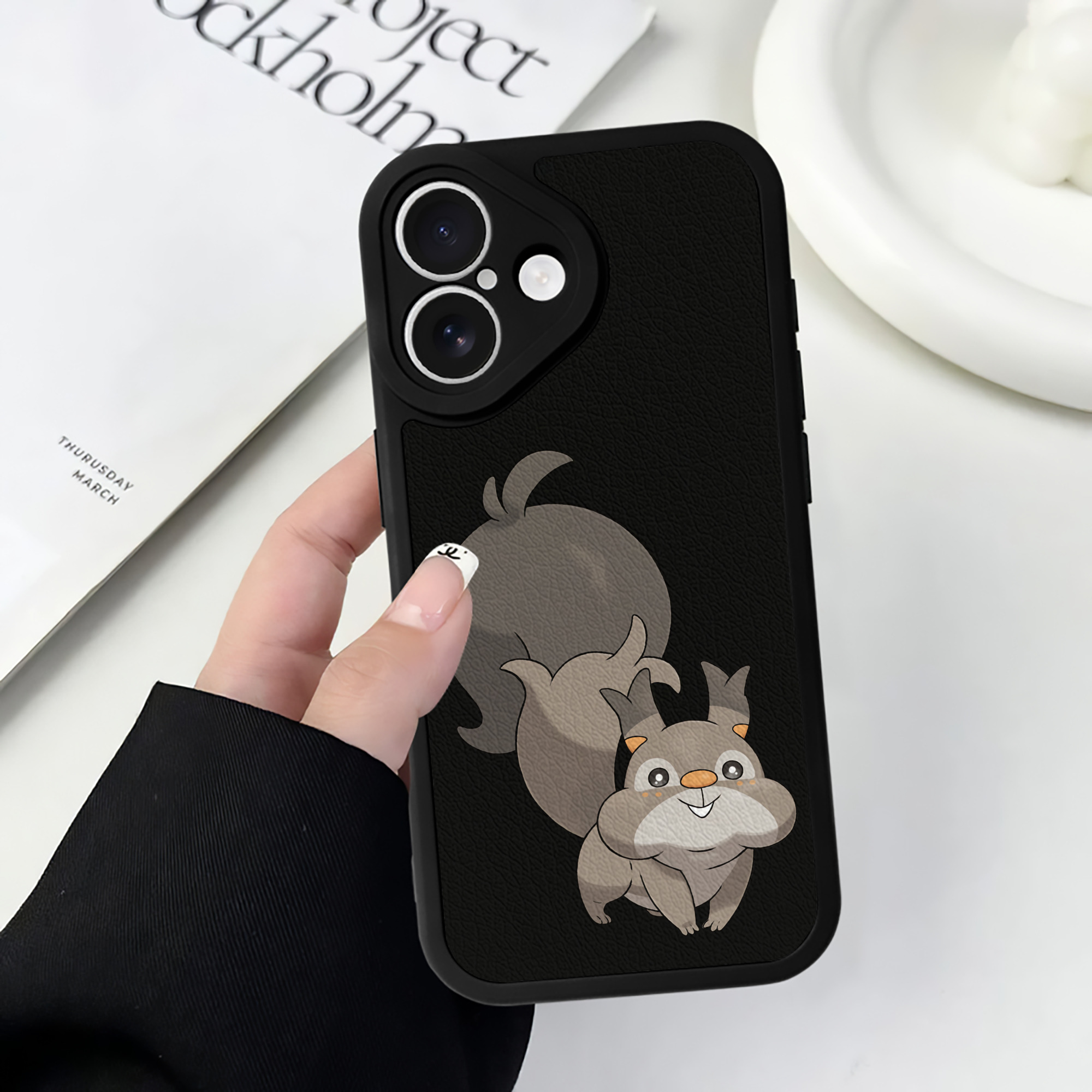 （画像用） ポケットモンスター Pokémon 【iPhone 16シリーズ対応】シリコンスマホケース（レザー調） 材質：シリコン